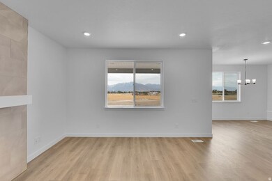 12757 S Glacier Trail Ln unit 169, Herriman, UT 84096 - photo 6