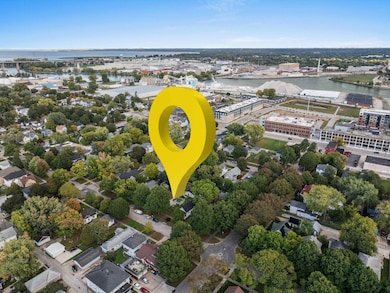 510 N Maple Ave, Green Bay, WI 54303 - photo 2