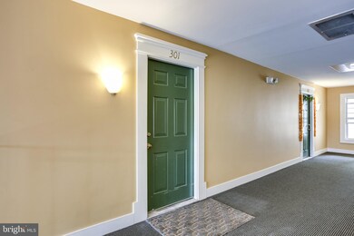 9141 Gracious End Ct, Columbia, MD 21046 - photo 3