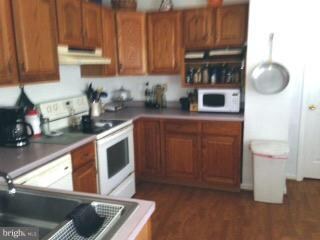 272 Spring Warbler Way, Shepherdstown, WV 25443 - photo 4