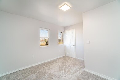 615 Tainter St-6 - Copy.jpg