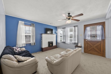 4372 Robin St, Grove City, OH 43123 - photo 6