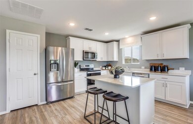 Eat-in island *Photos of furnished model. Not actu