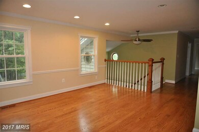 9203 Paloma Ln, Springfield, VA 22153 - photo 5