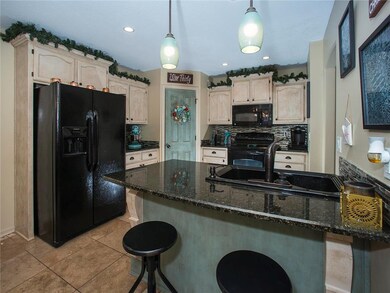Great for cooking, entertaining, eating - upgraded