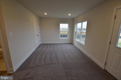 7568 River Reach Rd, Woodlawn, MD 21244 - photo 5