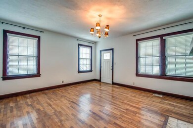 1004 W 7th St, Columbia, TN 38401 - photo 6