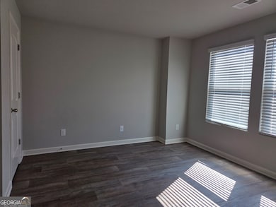 Guest Bedroom on Main