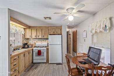 Eat in kitchen