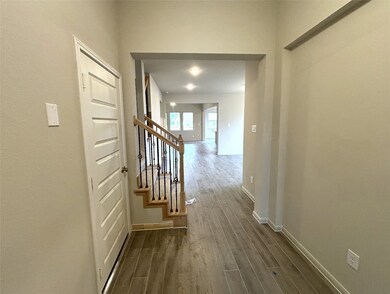 30204 Arnold Branch Dr, Magnolia, TX 77355 - photo 2