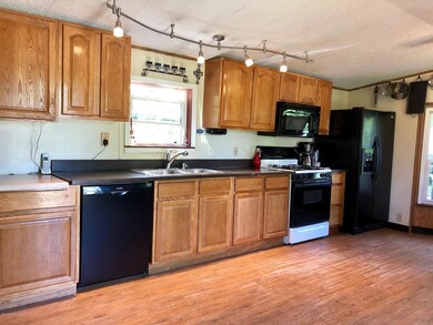 6641 Askeland Dr, Anchorage, AK 99507 - photo 4