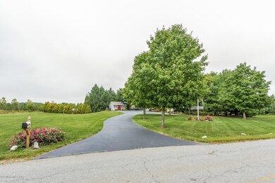 004-Front_View-2080876-medium