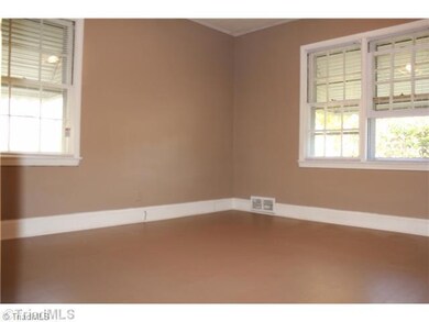 1st Bedroom.