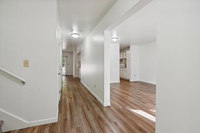 10 Starflower Ln unit 10, Brunswick, ME 04011 - photo 7