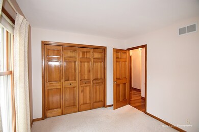 536 Viking Dr, Batavia, IL 60510 - photo 5