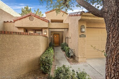 7203 Mission Hills Dr Las Vegas, NV 89113-Spanish