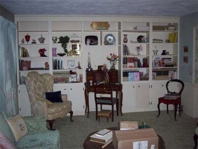 151 Elm St, Hatfield, MA 01038 - photo 7