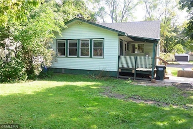 1421 14th St E, Glencoe, MN 55336 - photo 4