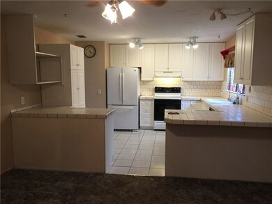 943 Laredo Ln, Sebastian, FL 32958 - photo 5