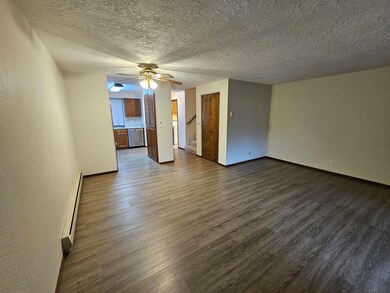 1028 SE Camelot Dr, Grants Pass, OR 97526 - photo 7