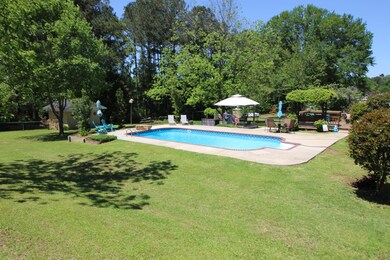 310 Pineview Dr, Laurel, MS 39440 - photo 6