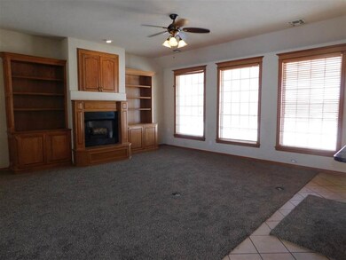 820 Hummingbird Dr, Cache, OK 73527 - photo 5