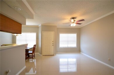 915 W 23rd St unit 201, Austin, TX 78705 - photo 3