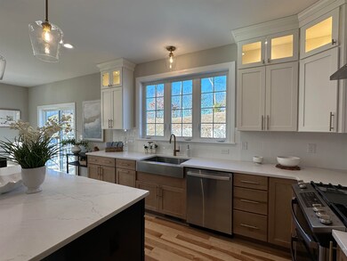 12 Clover Ln unit Lot 74, Londonderry, NH 03053 - photo 4