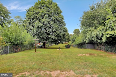 81 Devonshire Rd, Hagerstown, MD 21740 - photo 5