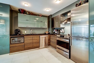 1622 Cherryhurst St, Houston, TX 77006 - photo 4