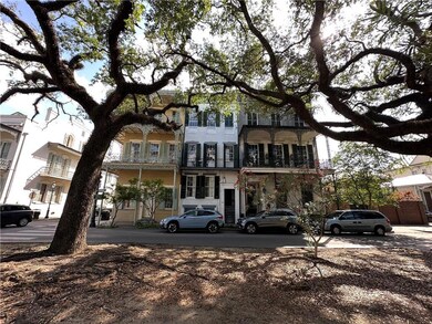 604 Esplanade is nestled in at the end of the Aven