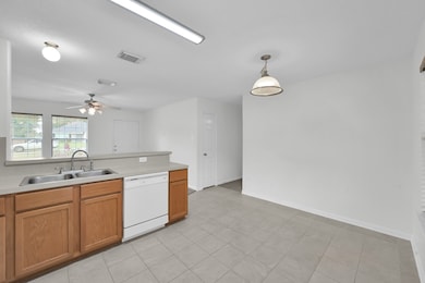 5440 N Buffalo Cir, Willis, TX 77378 - photo 7