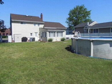 120 Phillips Ave, South Hackensack, NJ 07606 - photo 2