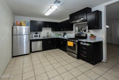 6826 S 8th St, Phoenix, AZ 85042 - photo 3