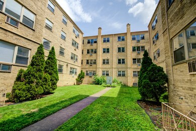 7250 N Western Ave unit 506, Chicago, IL 60645 - photo 4