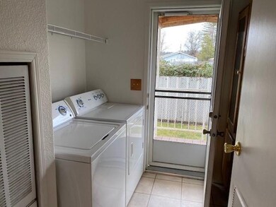 2349 Bradley Ct, Grants Pass, OR 97527 - photo 6