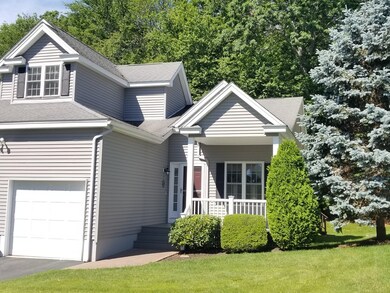 11 Queen of Roses Ln, Uxbridge, MA 01569 - photo 3