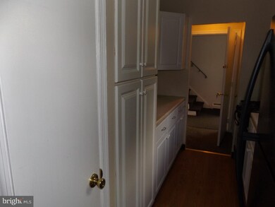158 N Union Ave unit 1STFLR, Lansdowne, PA 19050 - photo 4