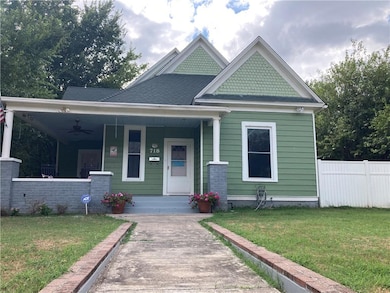 718 N Market Ave, Shawnee, OK 74801 - photo 2