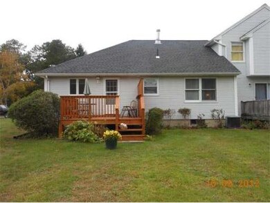 610 County Rd unit 10, Holyoke, MA 01040 - photo 3