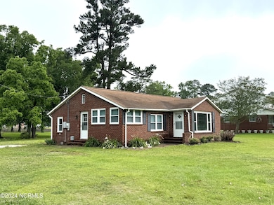 2274 Dawson Cabin Rd, Jacksonville, NC 28540 - photo 3