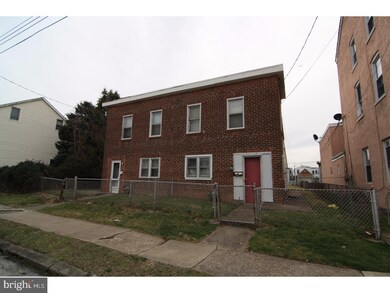 1411 E 13th St, Crum Lynne, PA 19022 - photo 2