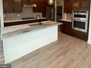 10 Cherry Ln, West Windsor, NJ 08550 - photo 4