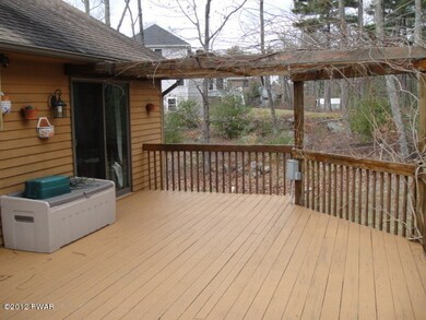 194 Oak Ridge Dr, Milford, PA 18337 - photo 5