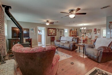 228 Cayuga Trail, Gainesville, TX 76240 - photo 6