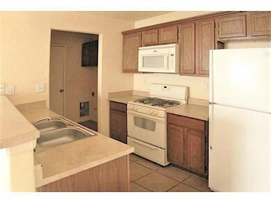 5724 Saluki Dr, El Paso, TX 79924 - photo 3