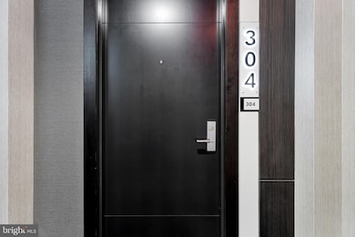 1427 Rhode Island Ave NW unit 304, Washington, DC 20005 - photo 2