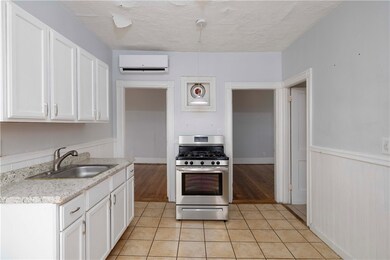 56 Tell St unit 3F, Providence, RI 02909 - photo 4