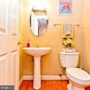 2205 Barnstable Dr, Upper Marlboro, MD 20774 - photo 6