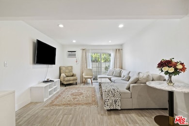 28915 Thousand Oaks Blvd unit 186, Agoura Hills, CA 91301 - photo 4